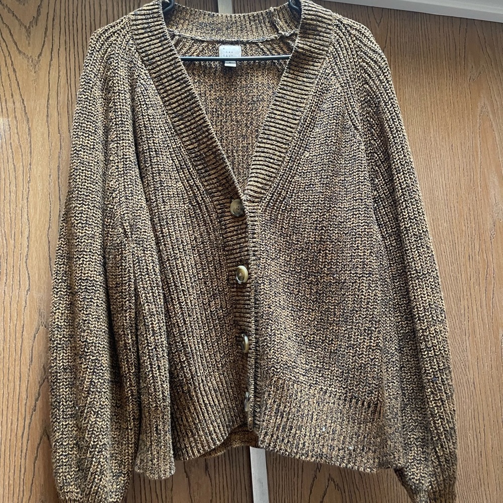 Knit cardigan